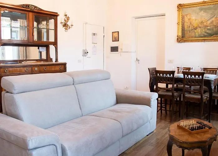 Apartment The Best Rent - Beautiful With Terrace Near Colosseo *