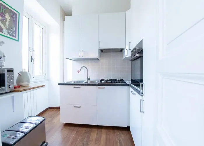 Apartment The Best Rent - Beautiful With Terrace Near Colosseo Rome